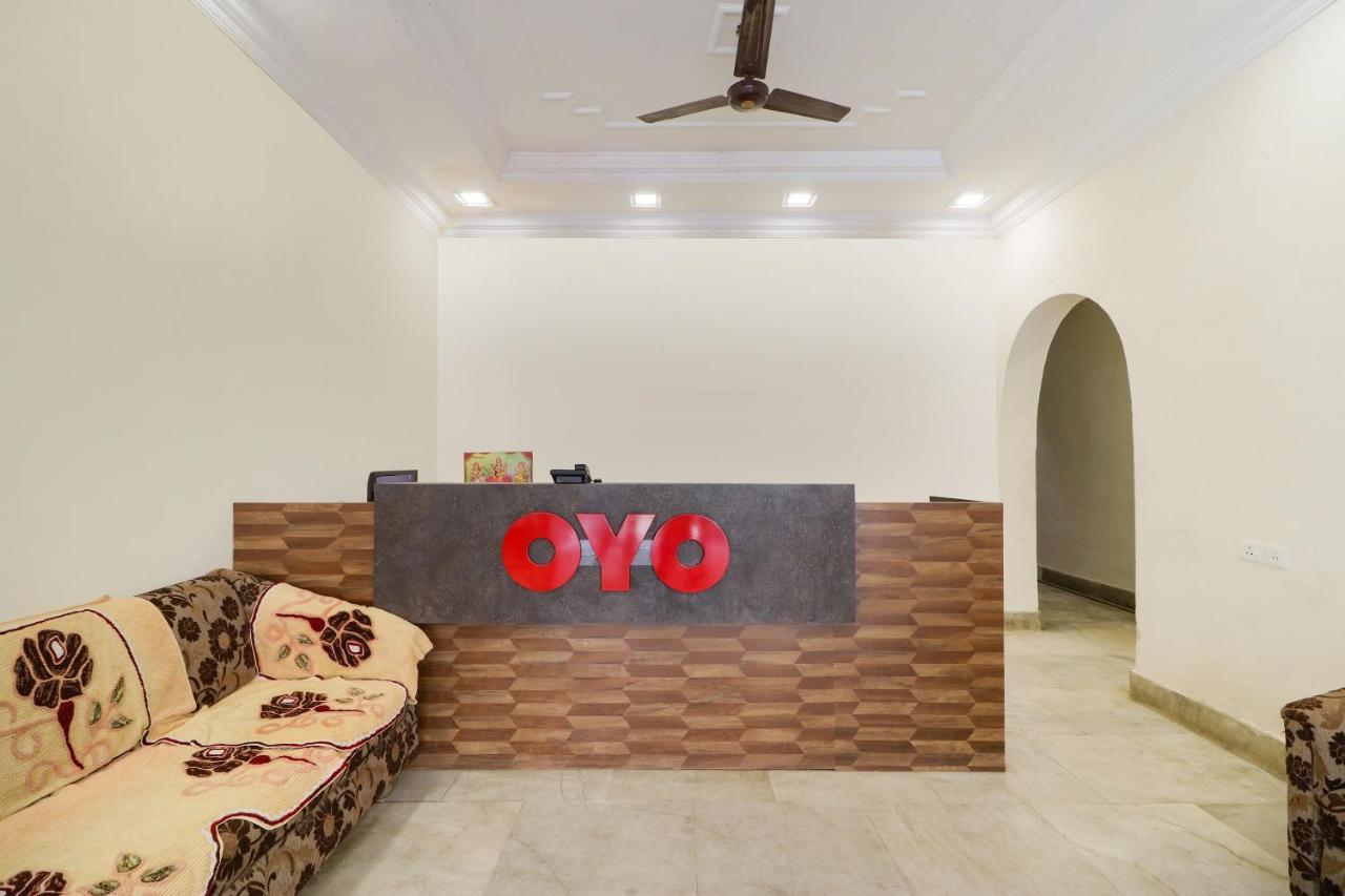 Oyo 28789 Hotel Adarsh Биласпур Экстерьер фото